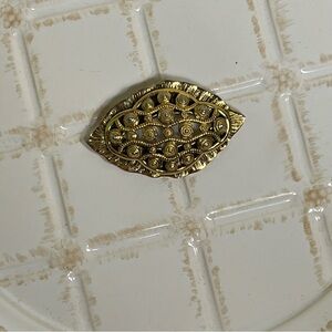 Vintage Freirich Gold Filigree Brooch